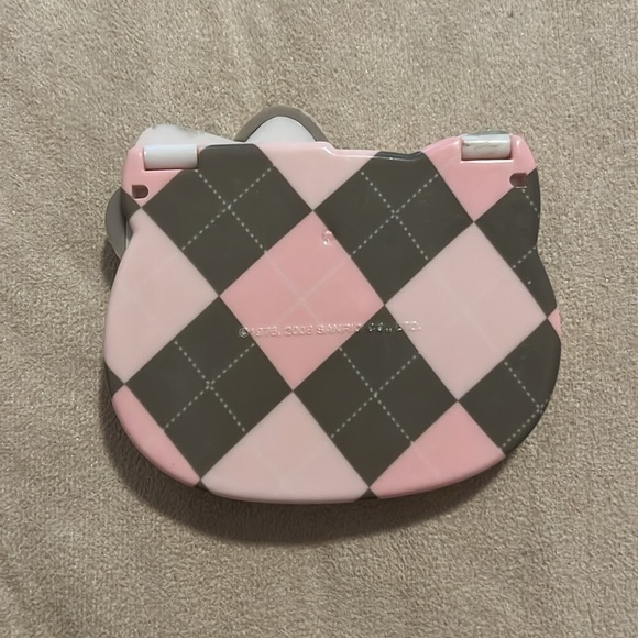 Hello Kitty Head of the Class Compact Mirror - Picture 3 of 5